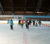 Sportovní den „Hurá vysvědčení“ – bruslení v Chotěboři