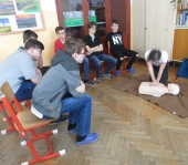 První pomoc do škol, 8. třída