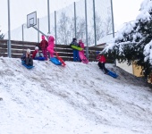 Tělesná výchova na sněhu