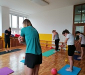 Jóga v tělesné výchově